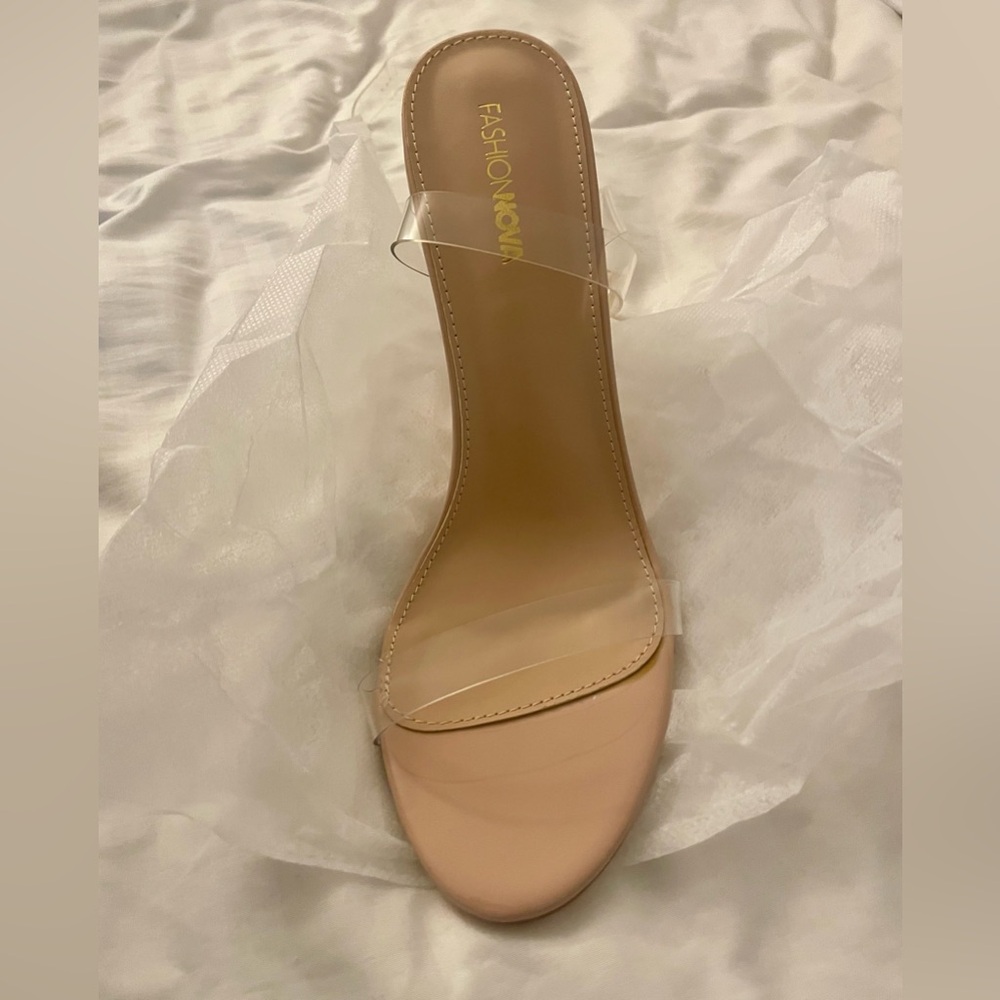 Fashion Nova New Size 8.5 Heels